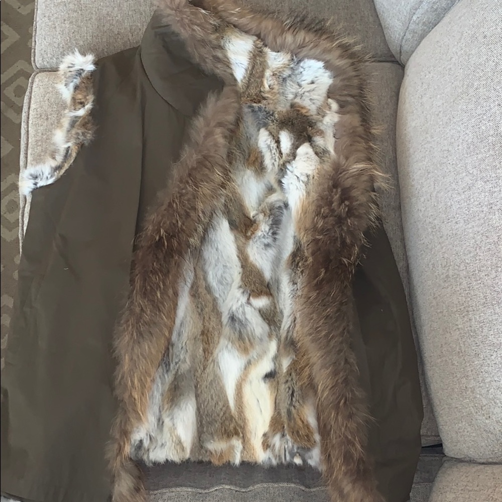 Vest - Picture 2 of 2